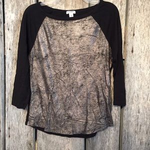 🔴HOLD Cute Metallic Top!