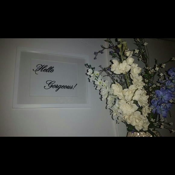 Hello Gorgeous gold lettering on white 11x14 frame - Picture 2 of 4