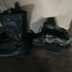 Combat Boots .