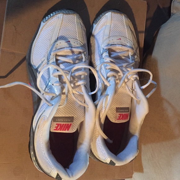 Nike Shoes .
