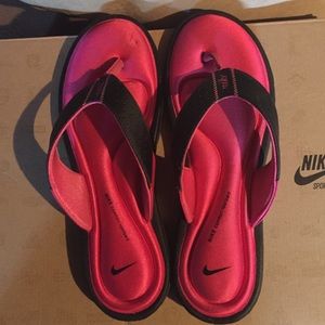 Nike Flip Flops .