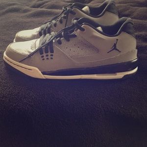 NWOT Jordan shoes. Size 7.