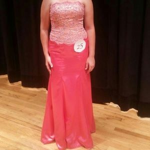 Prom/pageant dress