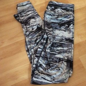 Cute work out pants !