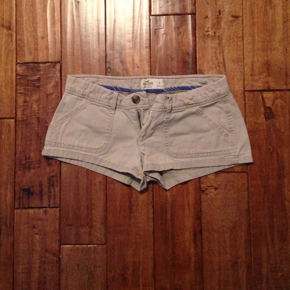 Very cute tan color shorts!