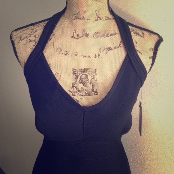 Black body con Bebe dress