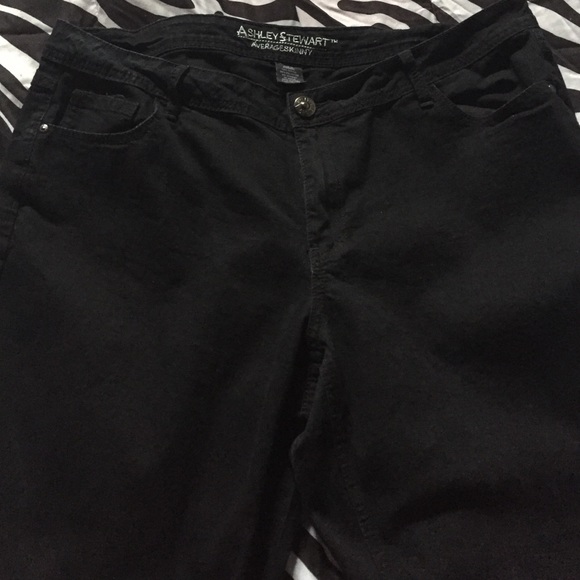 Ashley Stewart Jeans .