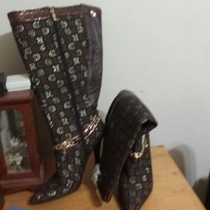 Brown heel boots