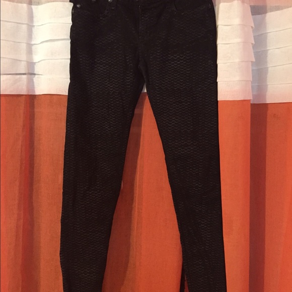 Black rock & republic jeans (RunsSmall)