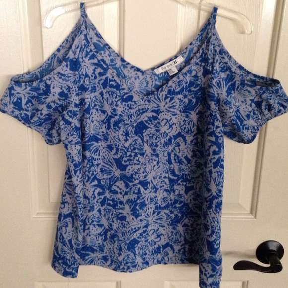 V neck tank/short sleeve top