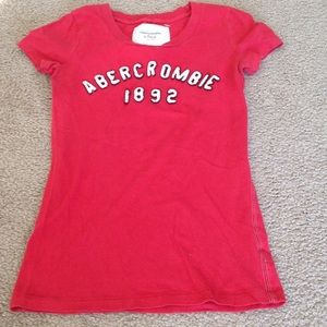 Abercrombie tee shirt red size xs