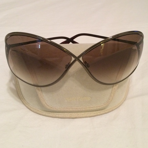 Authentic Tom Ford cool Miranda wrap sunglasses!!!