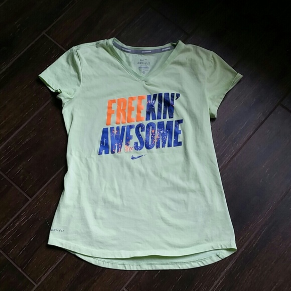 Nike dri-fit shirt size small