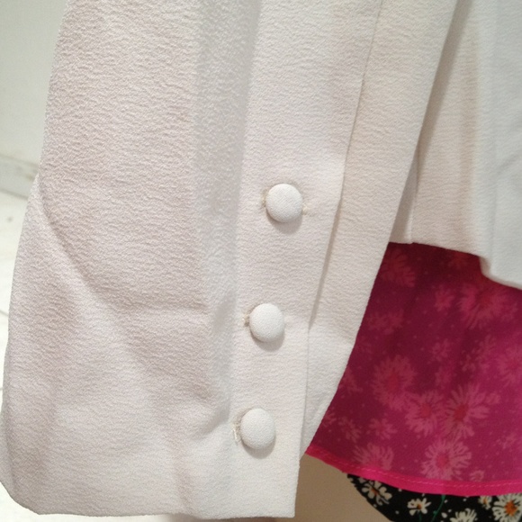 Urban Outfitters Pins & Needles Collarless Blazer - Picture 2 of 4