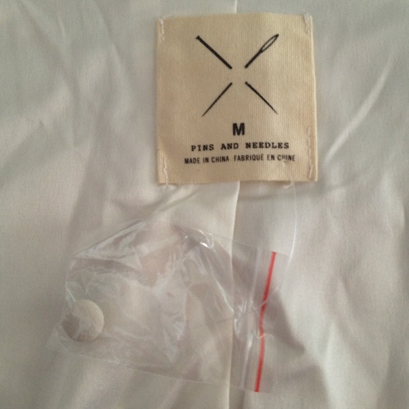 Urban Outfitters Pins & Needles Collarless Blazer - Picture 4 of 4