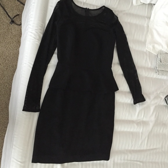 Sold! Jaygodfrey black pep plum dress. Size 2. Bra