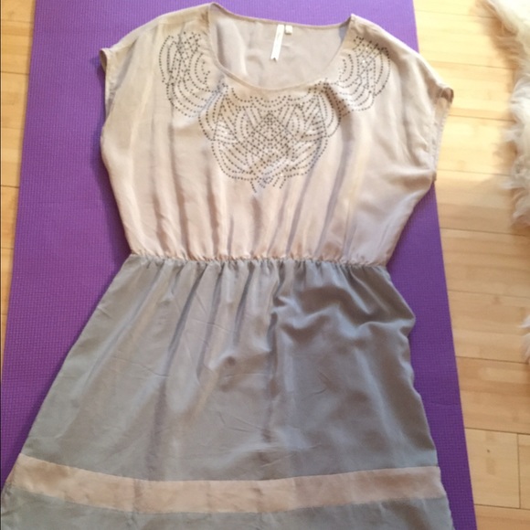 Dress size m