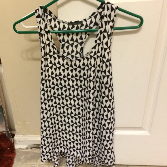 Geometric Tanktop.