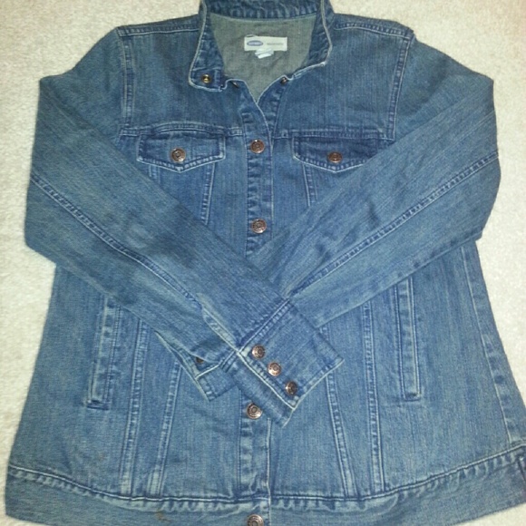 OLD NAVY MATERNITY Jean Jacket Size S ❤Make Offer❤