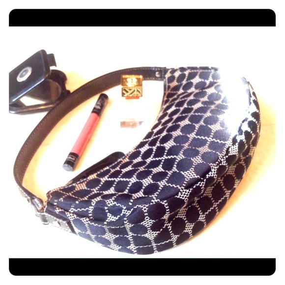 👜 100% Authentic Kate Spade crescent bag!