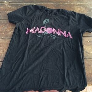 MADONNA PUFFER TEE