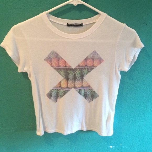 Brandy Melville crop top