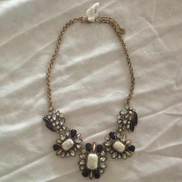 Loft statement necklace - Picture 2 of 2