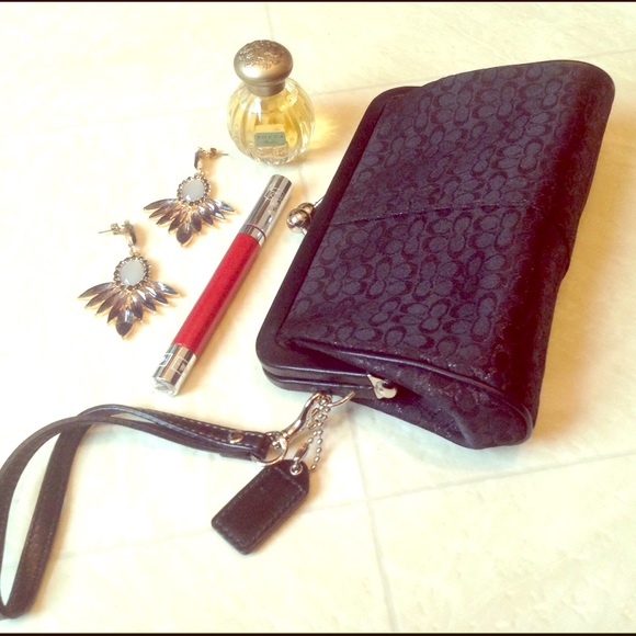 100% Authentic Coach evening bag!