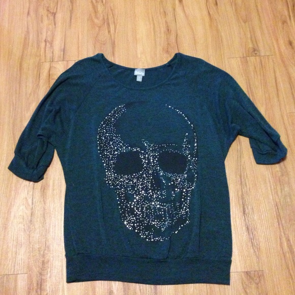 Awesome oversized dark green bedazzled skull top