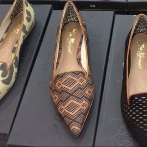 Matt Bernson ‘Gauloise‘ perforated flats