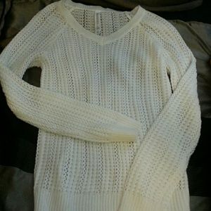 NEW WHITE AEROPOSTALE KNITTED SWEATER