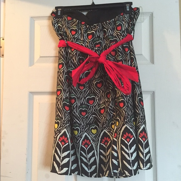 Strapless dress from Forever 21 - Picture 2 of 3