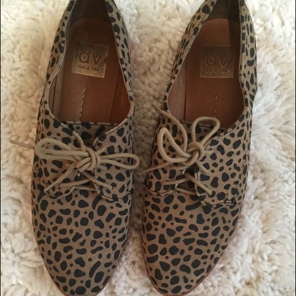 Dolce Vita leopard oxfords