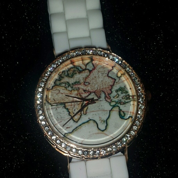 Watch - Picture 2 of 3