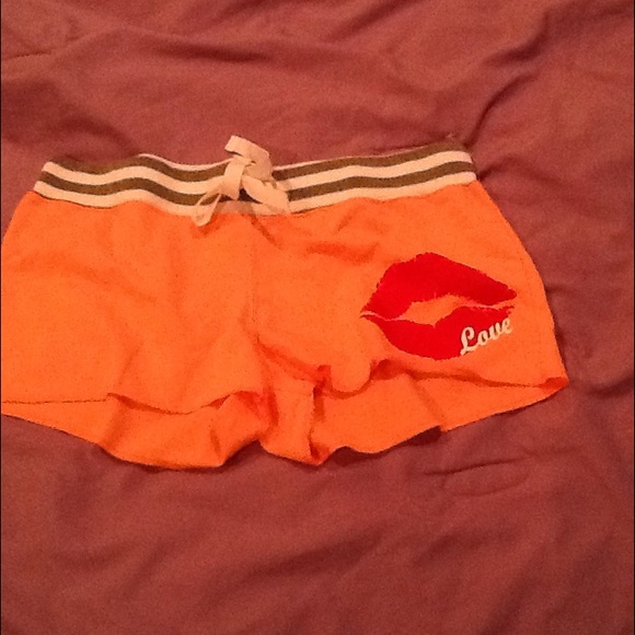 🔴SOLD🔴 💕Shorts💕