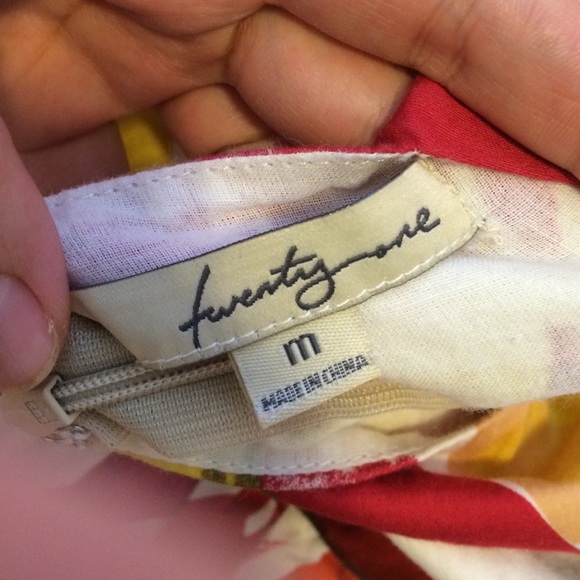 Dress - Picture 2 of 2