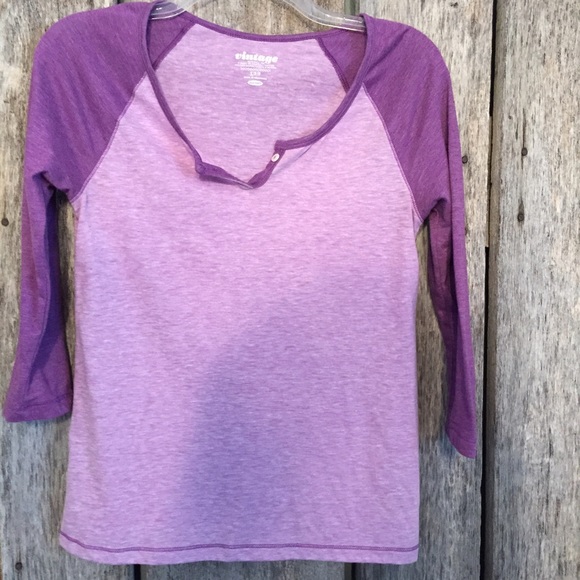 🔴Sold Small Baseball Tee