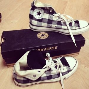 Ladies converse
