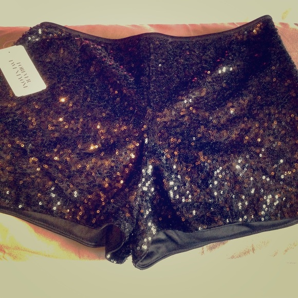 Forver21 black sequin shorts