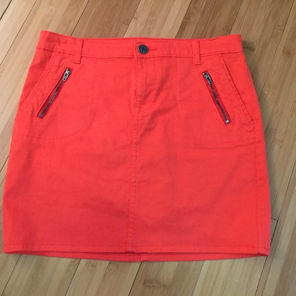 GAP Skirt