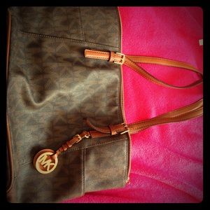 MK purse