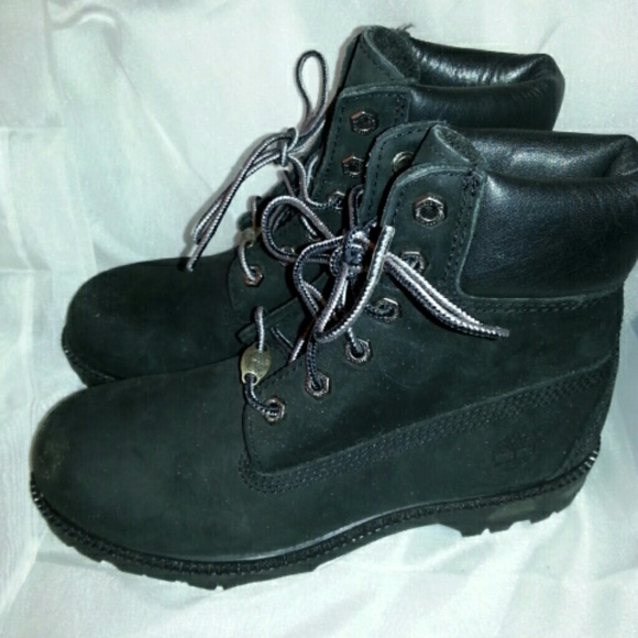 Boots - Picture 2 of 3