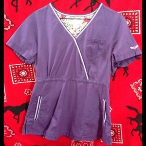 🚫hold Koi Scrub Set Bundled w/3 Koi Scrub bottoms