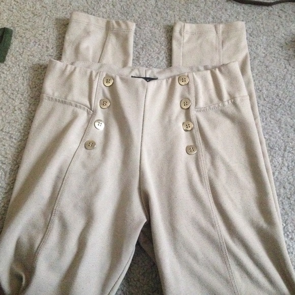 ALL ITEMS MUST GO 💟 Beige high waisted leggings