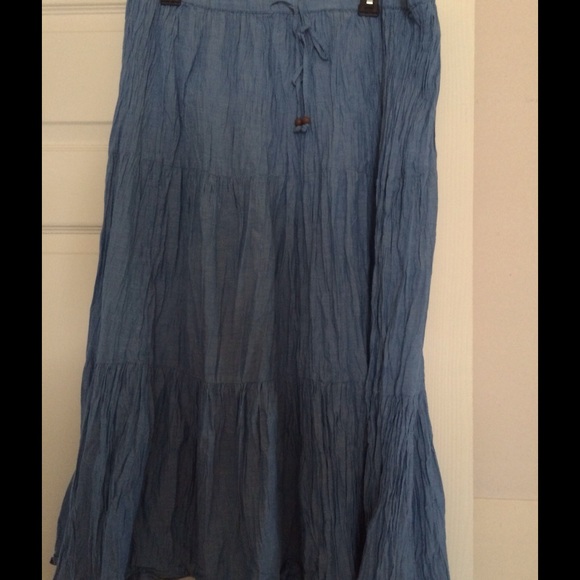 Ladies skirt