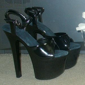 **price drop**Stripper Black platform heels