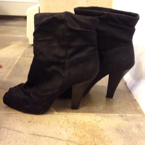 *Lightly Worn* Charlotte Russe bootie pumps - Picture 2 of 4