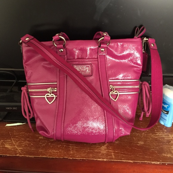 Poppy line coach purse