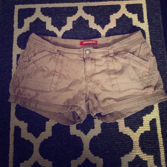 Khaki shorts