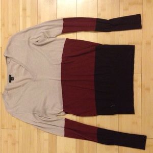 3 color sweater